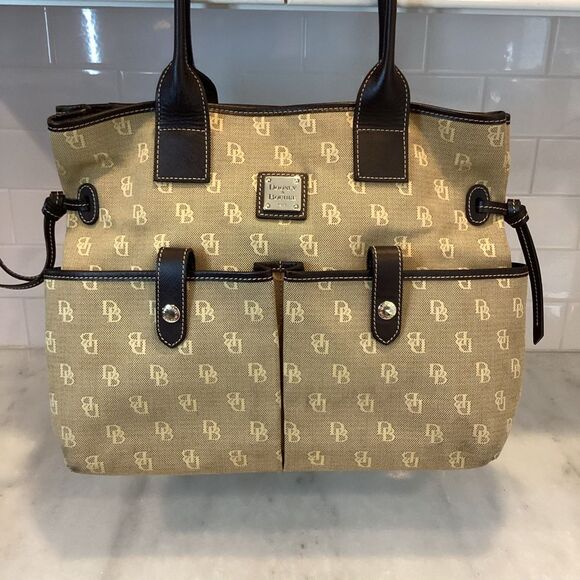 Dooney & Bourke Large Signature Monogram Logo June Bag - Picture 2 of 16